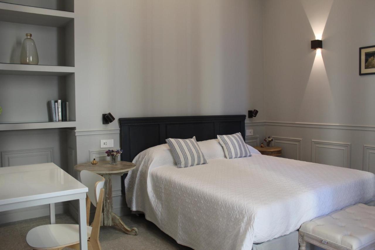 Maccus Suite Naples Exterior photo